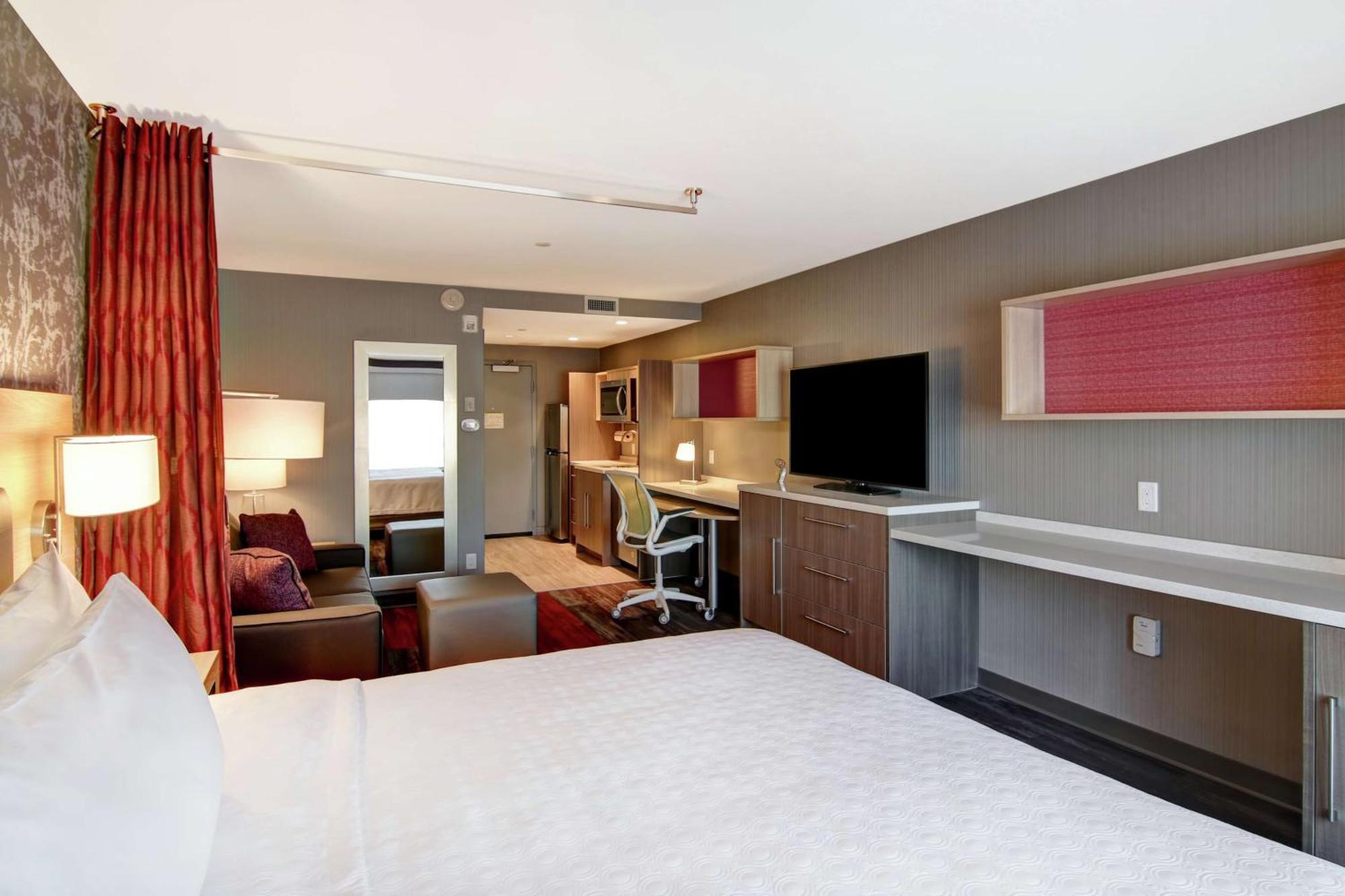 Home2 Suites By Hilton Edmonton South Bagian luar foto