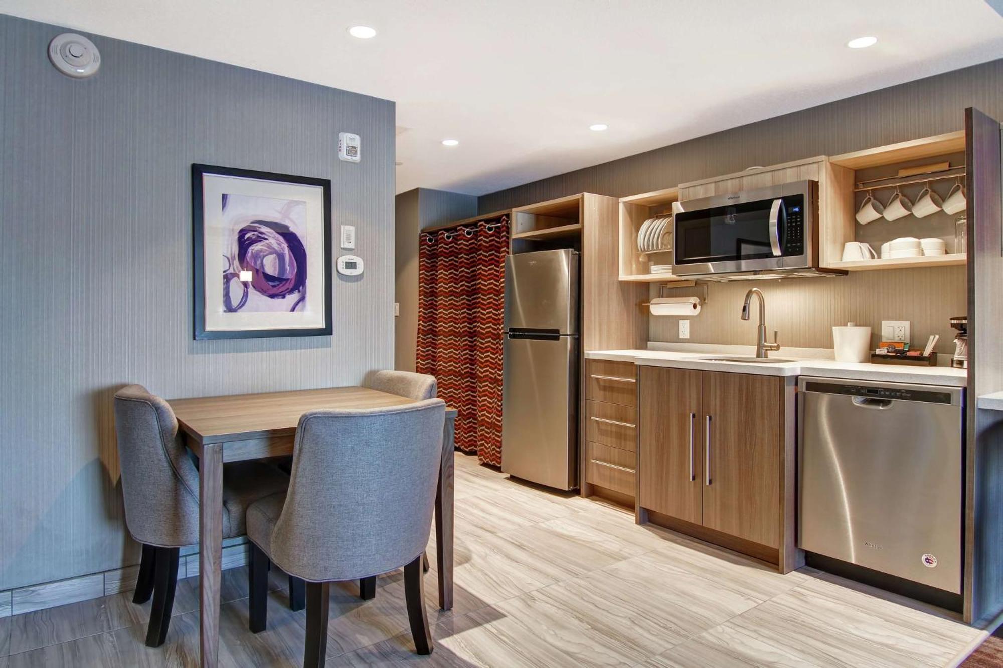 Home2 Suites By Hilton Edmonton South Bagian luar foto