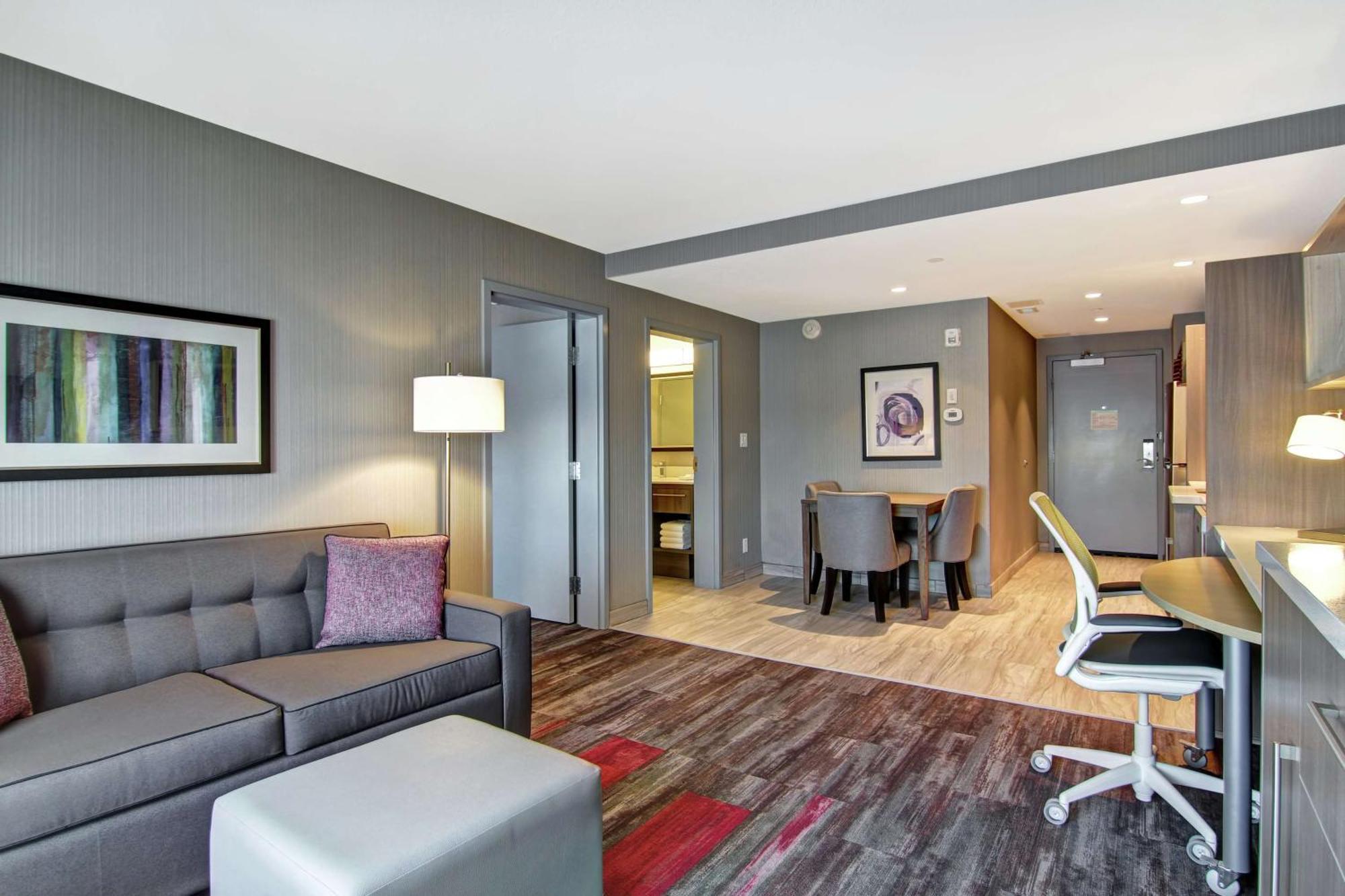 Home2 Suites By Hilton Edmonton South Bagian luar foto