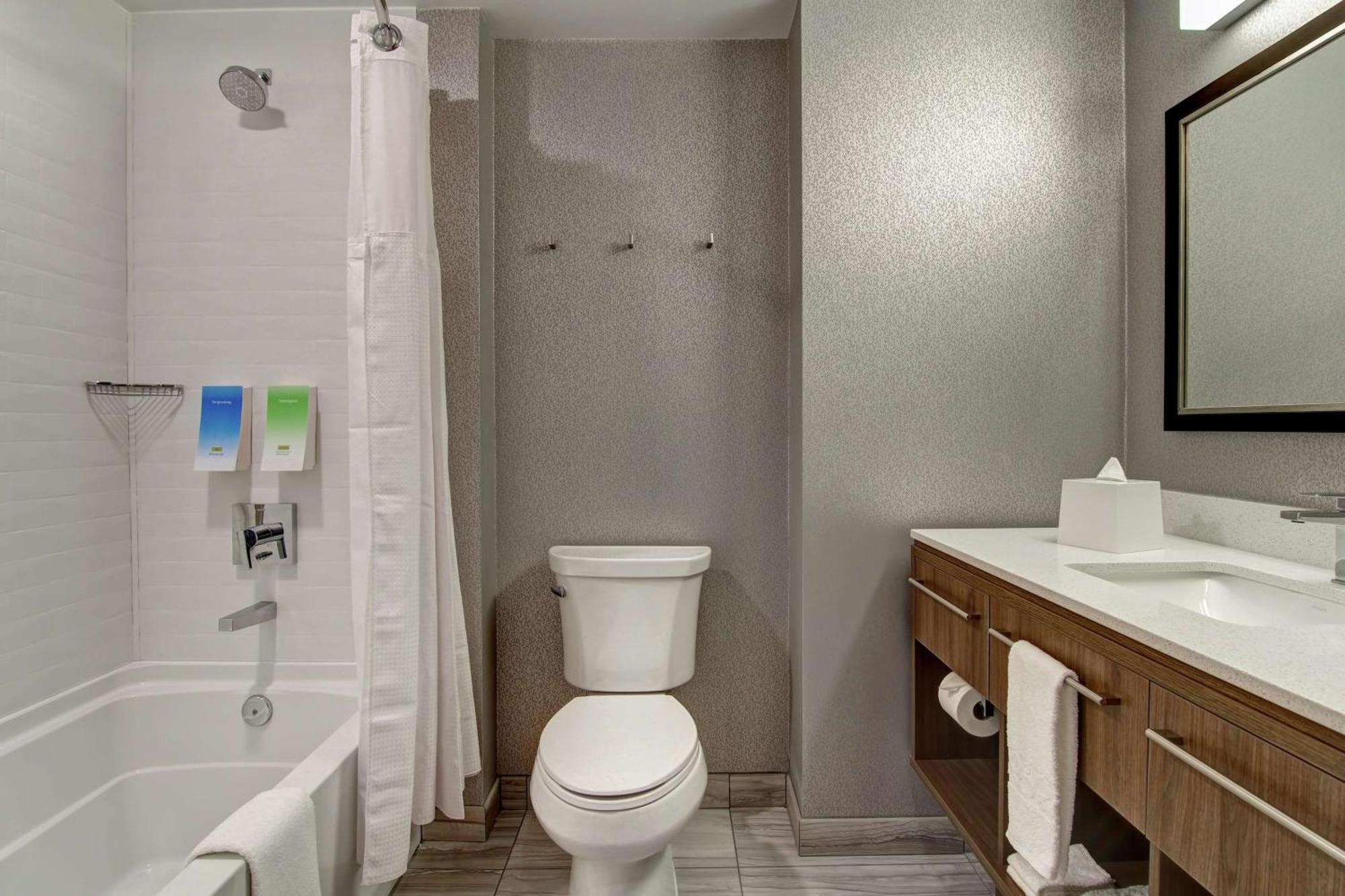 Home2 Suites By Hilton Edmonton South Bagian luar foto